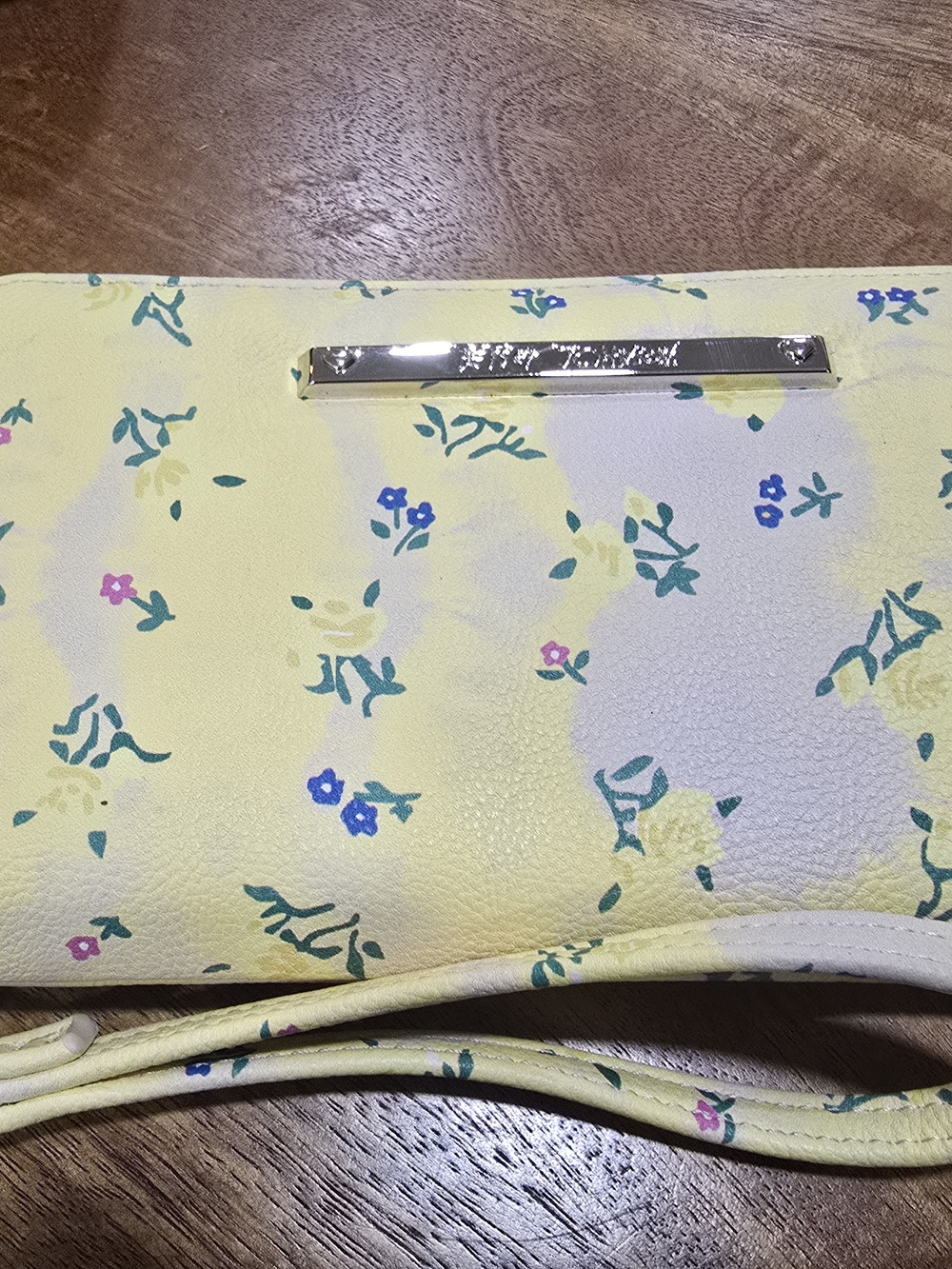 Betsy Johnson Clutch Wrist Wallet